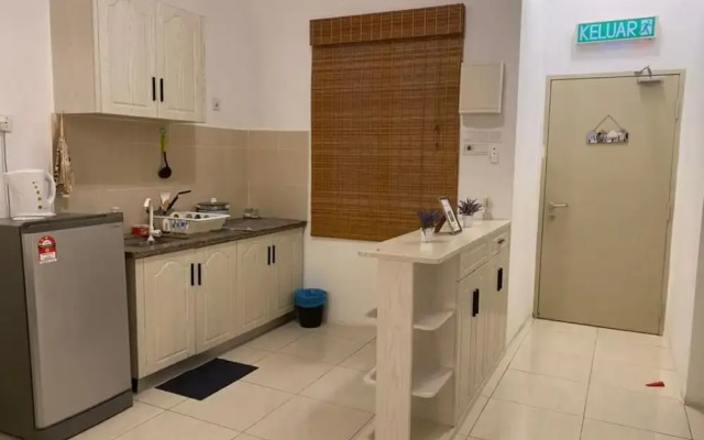 OYO 91086 Bayu Service Apartment