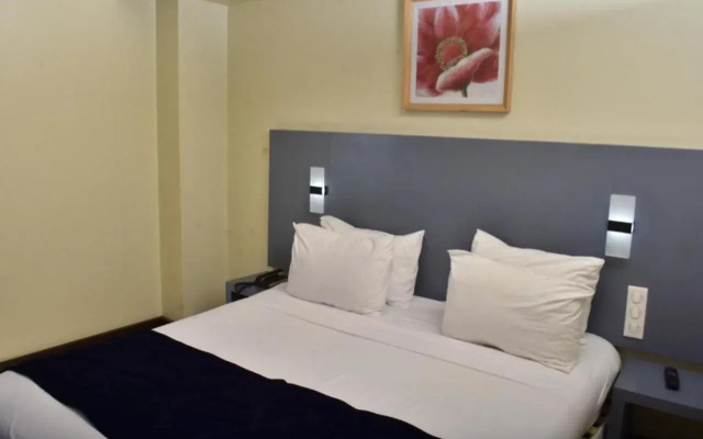 hotel evasion by liberte