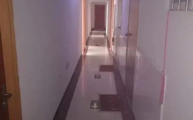 Pinghu fang yi hotel
