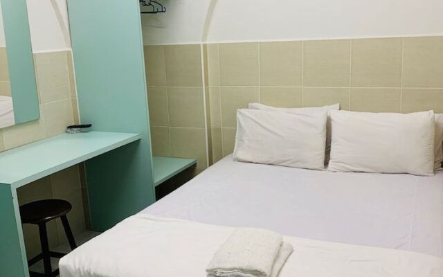Fairway Hotel