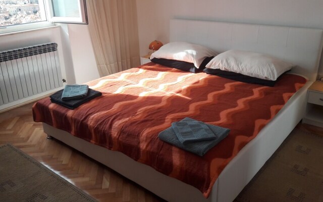 Sea View West Room With Bath, Kitchen, Yakuzzi on Terrace