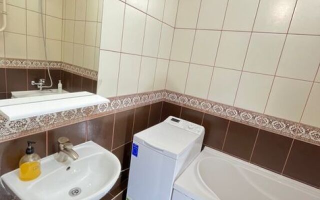 Апартаменты в Белых Росах на Ярыгинской набережной, д. 7