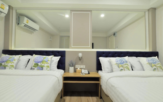De Lavender Bangkok Hotel