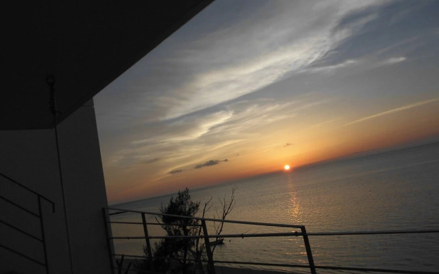 Beach Room