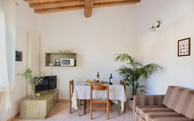 Residence con piscina a Vada A.C WIFI