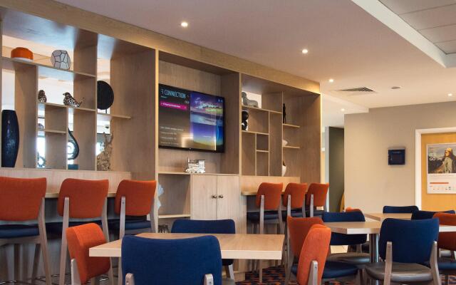 Holiday Inn Express Dunfermline by IHG