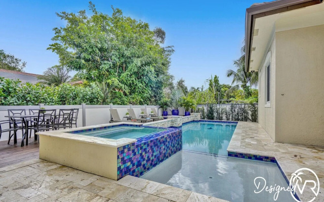 CASA NOBU Modern 6BR w POOL & Gameroom