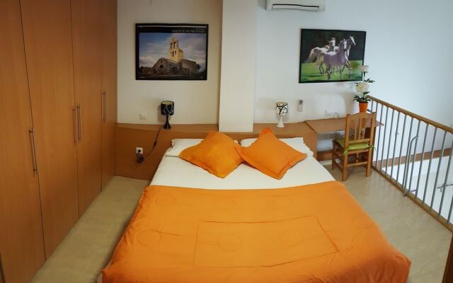Enginy Apartaments