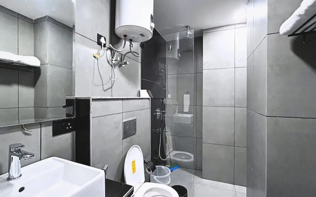 BedChambers Serviced Apartment, Golf Course, Gurgaon