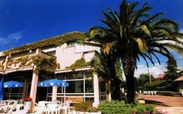 Le Kangourou by Popinns