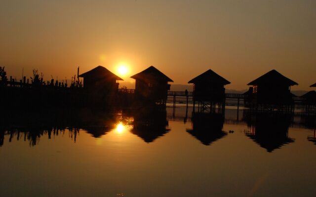 Golden Island Cottages Thale-U Hotel