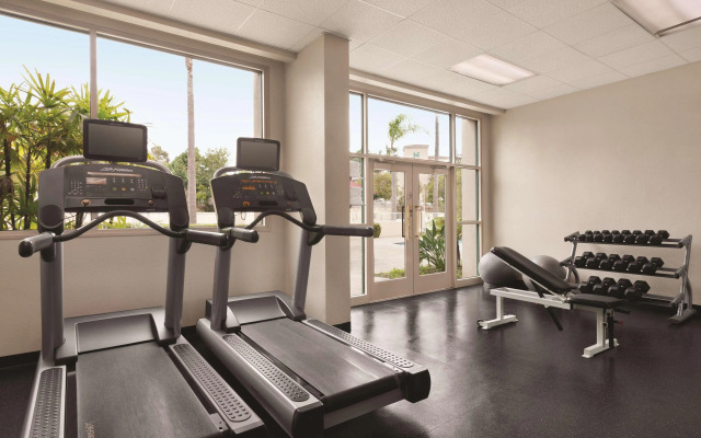 Country Inn & Suites by Radisson, San Diego North, CA