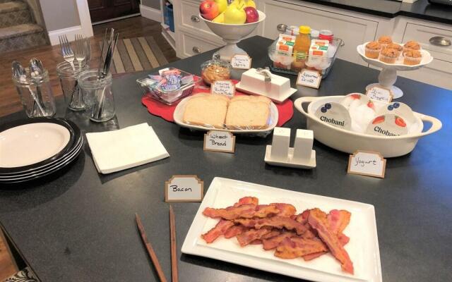 Hatch House Bed & Breakfast