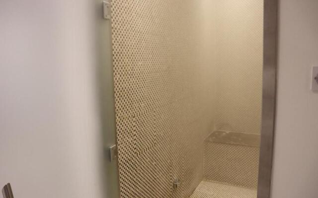 Thwary Hotel Suites