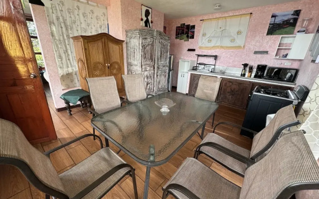 Hotel Hanna Suites
