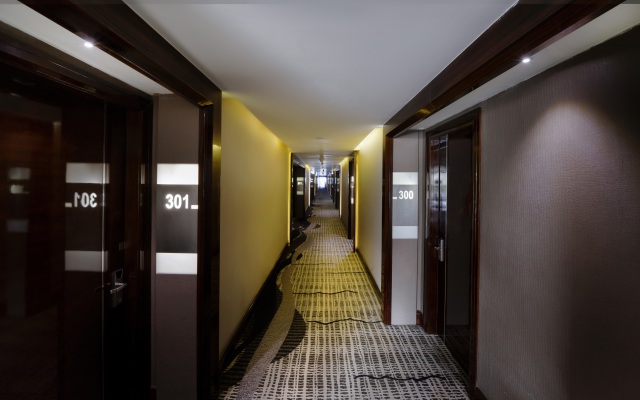 Swiss-Belhotel Harbour Bay