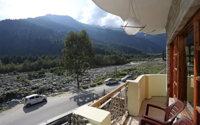 Villa Riverine by OYO Rooms