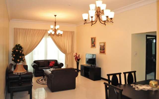 Golden Treasure Tower Family Apartment