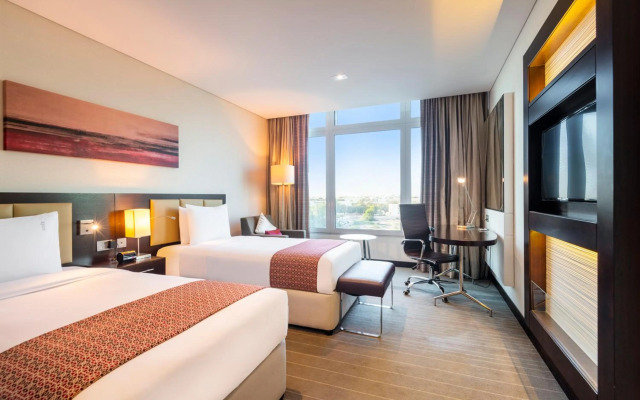 Holiday Inn Muscat Al Seeb by IHG
