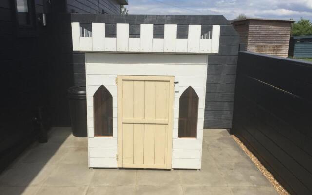Windsor Studio South-5 mins from Legoland
