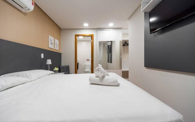 Apto Moderno De 2 Quartos em Gramado