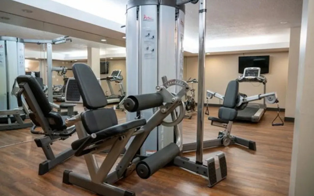 Pocaterra Inn & Waterslide