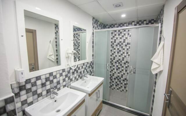 Staron Otel