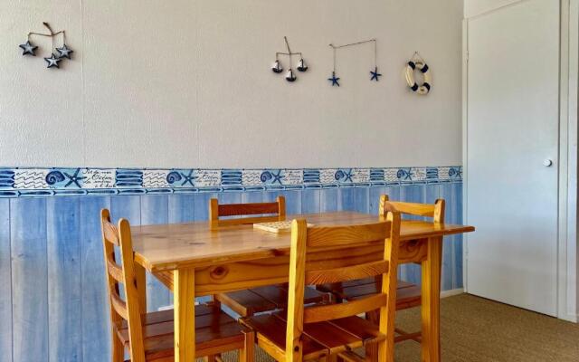 REF 003 STUDIO Vue sur port Résidence du Soleil