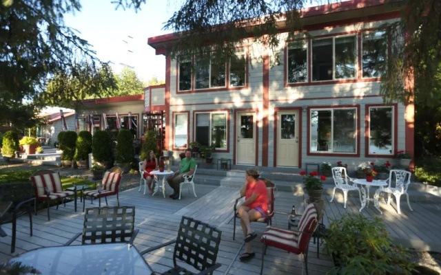 Black Bear Inn