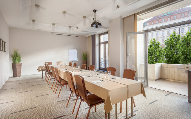 Jalta Boutique Hotel