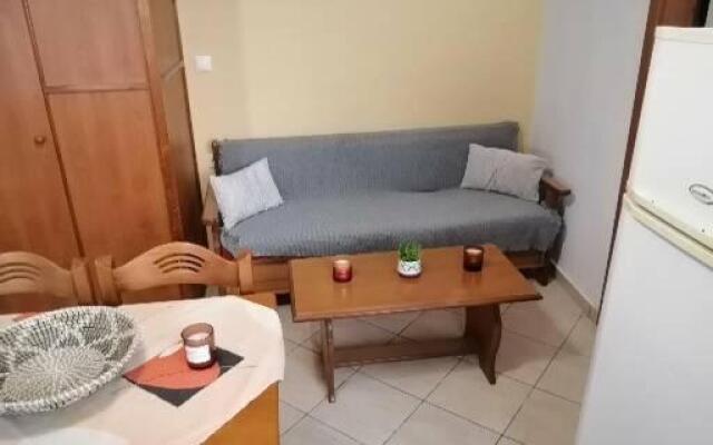 Samos House