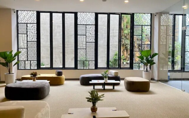 The Arrivals Hotel - District 1