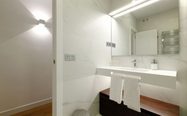 Madrid Centric V by Madflats Collection