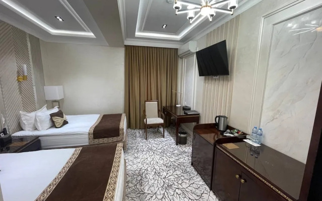 Отель Zarafshan Grand