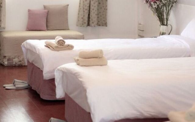 Manyi Boutique House