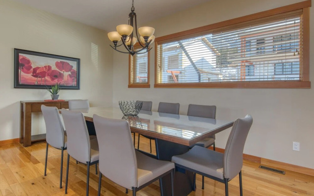 Fairmont Creek Property Rentals The Residences