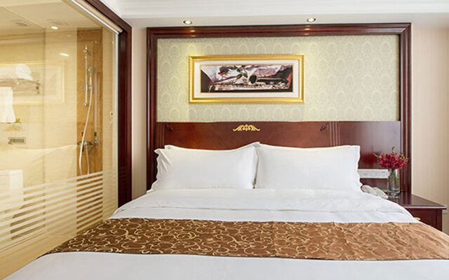 Vienna Hotel Heyuan Hongxing Road Branch