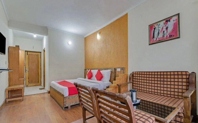 OYO 4249 Hotel Ark