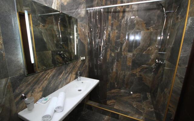 Hotel Bereg Evkaliptov