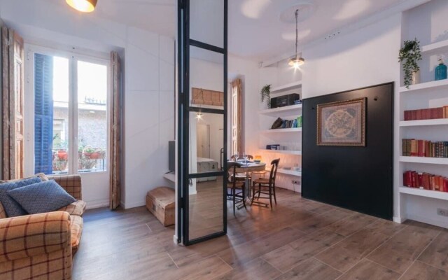 Amazing One Bed Apartment, Sleeps 4 in Madrid