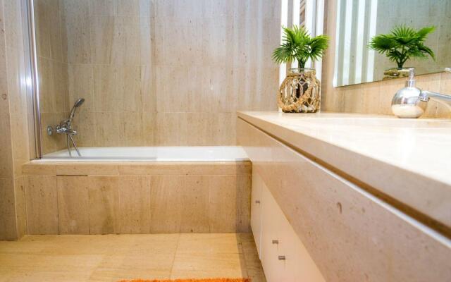 Liiiving in Matosinhos- Seaside Delight Apartment