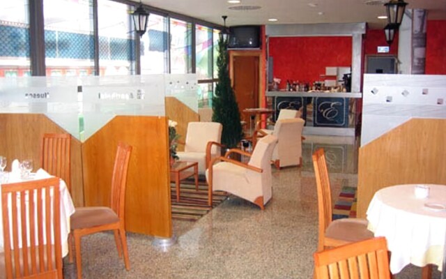Aparthotel Sercotel Suites Huesca