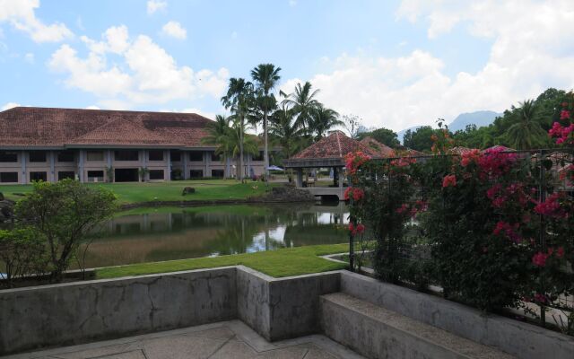 The Suites at Mount Malarayat