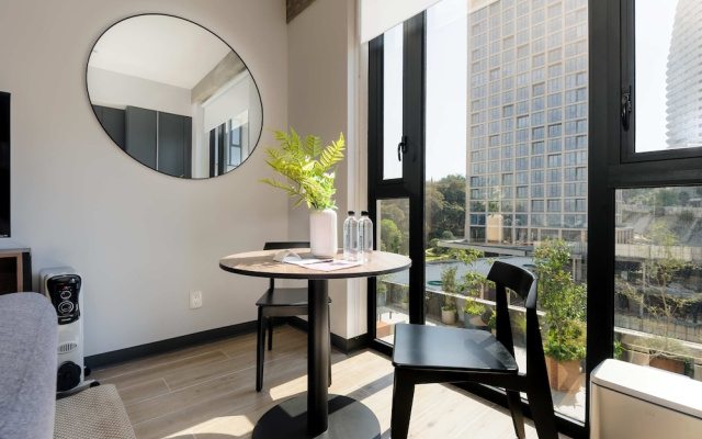 w Sleek Loft in the Heart of Interlomas