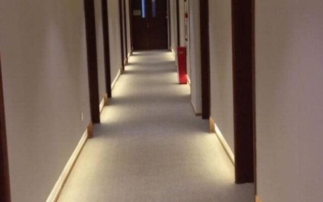 Ji Hotel Zhuhai Gongbei Branch