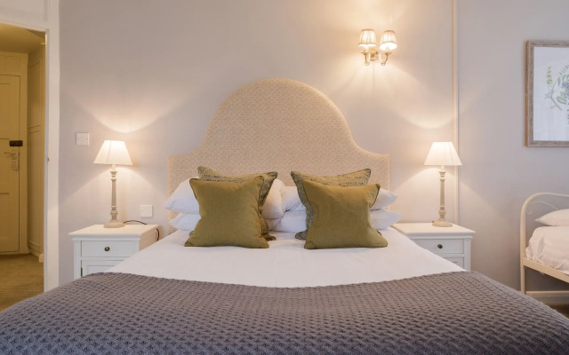 Moorhill House Bed & Breakfast
