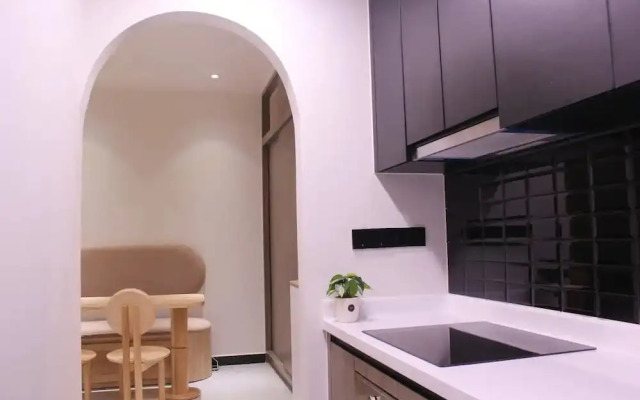 De La Sol  District 4