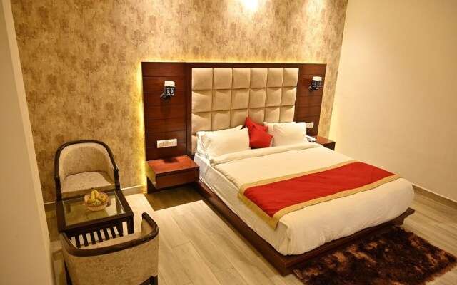 Hotel Aakriti Clarks Inn Express