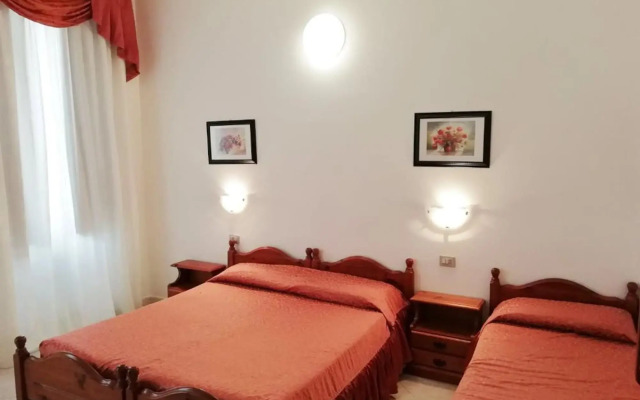 Hotel 4 Mori