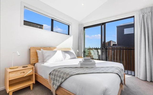 Modern 2BR Townhouse in Mission Bay